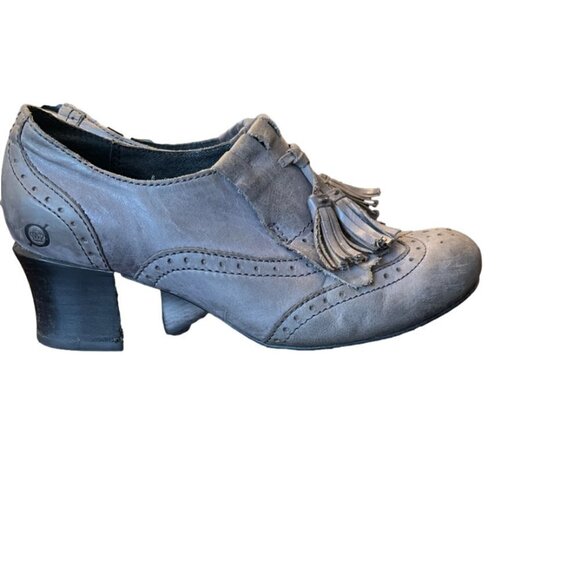 Women's Born Gray Leather Shoes. Size 6 - Picture 2 of 7